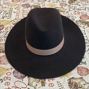 Janessa Leone “Quartz” wool fedora.